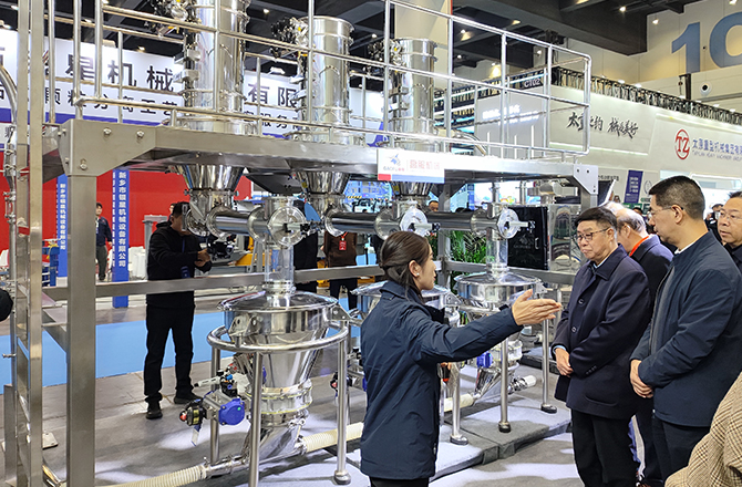 高服以“智能篩分系統+防爆解決方案”雙引擎驅動制造業升級，獲工信部領導現場點贊